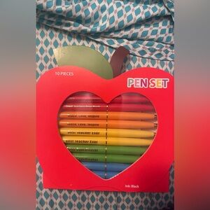 Apple-Shaped Pen Set - Rainbow Gradient Pens